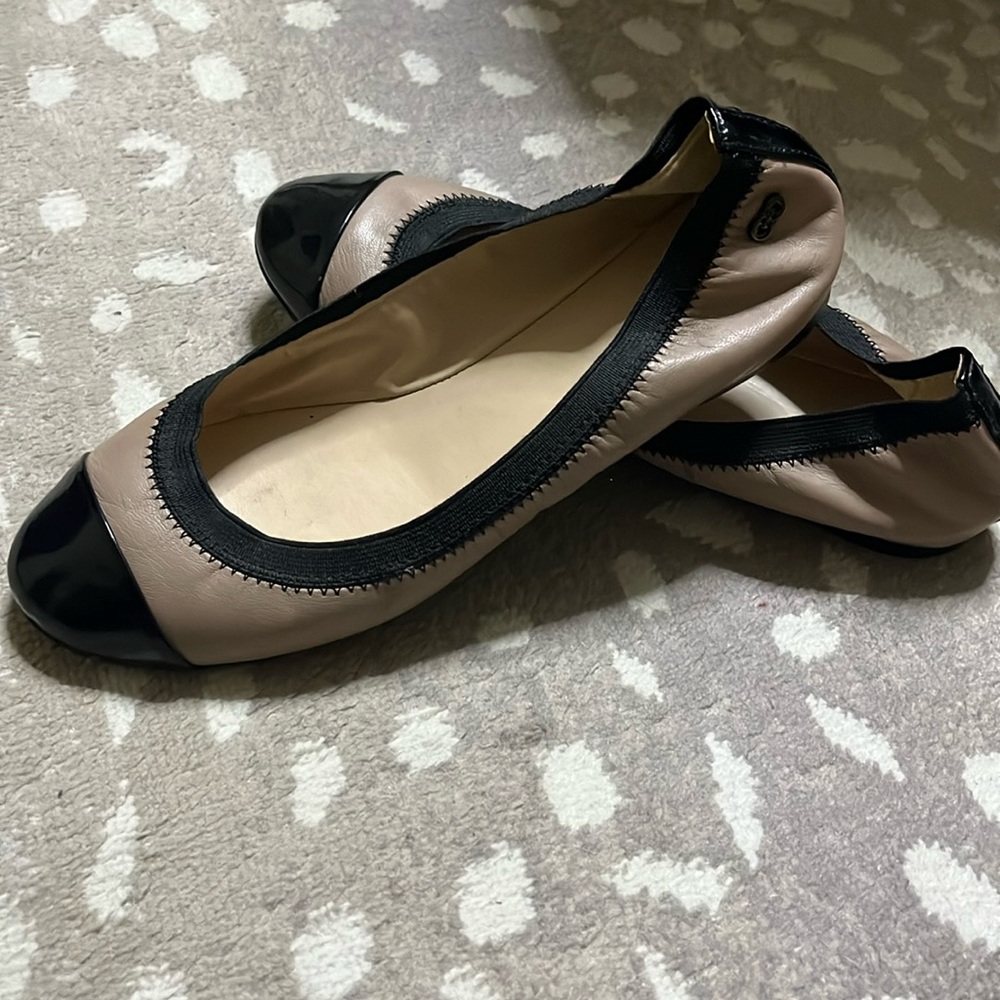 EUC COLE HAAN Women's Leather Cap Toe Ballet Flats, Size 8B